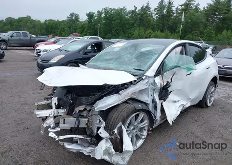 2023 Tesla Model Y Awd/Long Range Dual Motor All-Wheel Drive из США, поврежденный, VIN 7SAYGDEE5PF892772